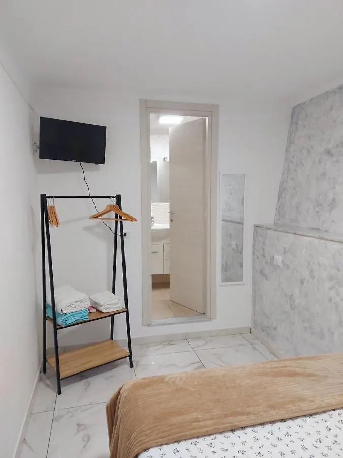 Hotel del amor Camera Matrimoniale Genova Rooms