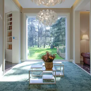 https://tiziano-milan.italymilanhotels.net